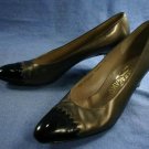 FERRAGAMO PEWTER/BLACK MID-HEEL PUMPS 10 AAAA