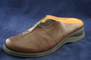 MURTOSA WOMENS BRN LEATHER CLOGS MULES 38/7.5 M