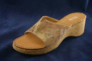 PELLE MODA TAN PRINTED SUEDE PLATFORM SANDALS 7.5 M EUC