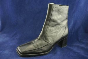 VIA SPIGA BLACK LEATHER ZIP ANKLE BOOTS 8 M MINT $295