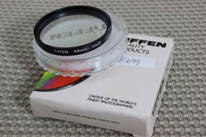 TIFFEN AUTH 49mm HAZE LENS FILTER USA F699