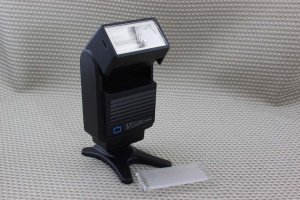 NISSIN AUTO THYRISTOR 320XP  FOR CANON AE-1 A-1 AV-1