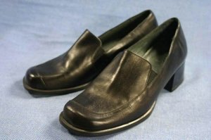 YOFI ISRAEL WOMENS BLACK LEATEHR LOAFERS 36/5.5 M $135