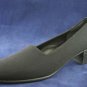 MUNRO AMERICAN BLACK STRETCH FABRIC LOAFERS 7 N MINT