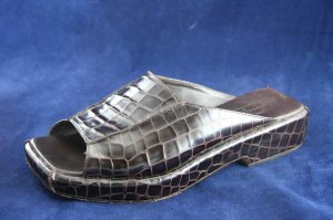 COLE HAAN WOMENS BRN CROCO LEATHER SLIDE SANDALS 7 B
