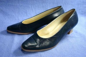 VIA MODA ITALY NAVY ALL LEATHER MID-HEEL PUMPS 10 M