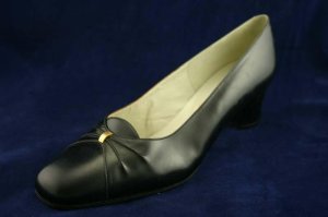 VINTAGE 60'S EVINS BLACK LEATHER PUMPS SHOES 10 B NEW