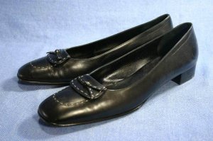 FERRAGAMO BLACK BALLET TIE LOAFERS PUMPS 10 3A mint