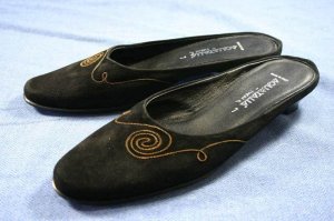 AQUATALIA MARVIN K. BLACK SUEDE MULES FLAT 7 M NEW $195