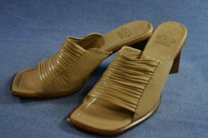 JOAN & DAVID CIRCA TAN LEATHER SLIDE SANDALS 6.5 M