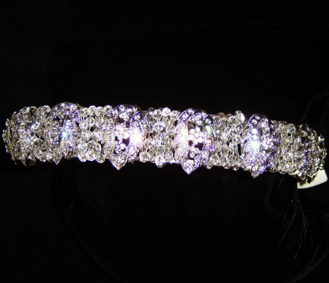 Laurel Wreath of Clear Swarovski Crystal & crystal studded Rhodium leaves