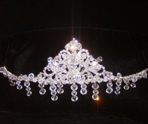 Annalise Face Frame Crystal Crown in Silver with crystal cascades