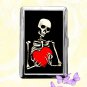 Skeleton holding a heart Cigarette Case Metal Wallet Business ID Credit Card Money Clip Holder