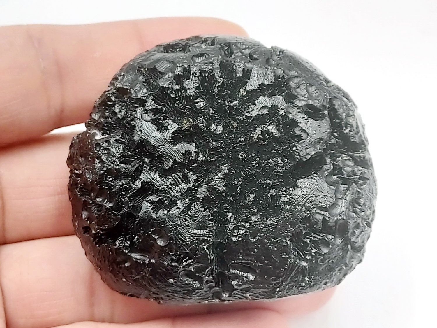 S08131 : Collector Grade RARE Anda Tektite (113g) - Authentic Indochinite Glass from Thailand