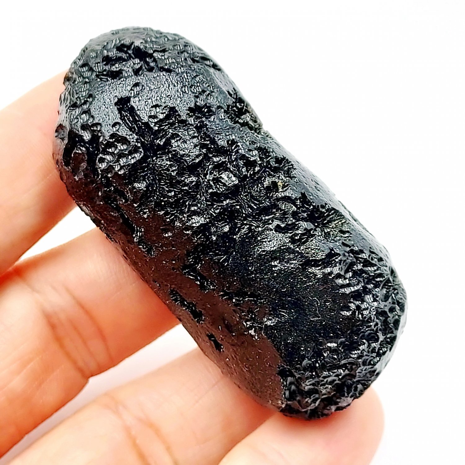 P0547 : Anda Skin Collector Grade  Indochinite Tektite (83.1g) Meteorite Rare Collectible