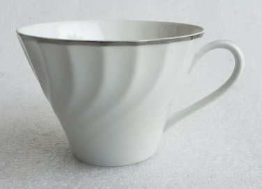 (1) Norleans Estate Fine China White Tea Cup Swirled Rim Platinum Trim