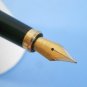 Rare vintage unbranded burgundy & black fountain pen very beautiful nib