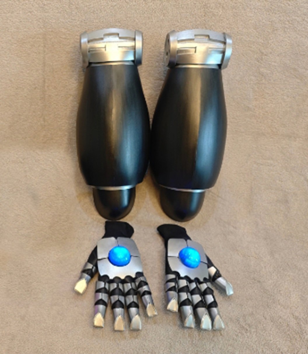 Reg Gauntlets Cosplay