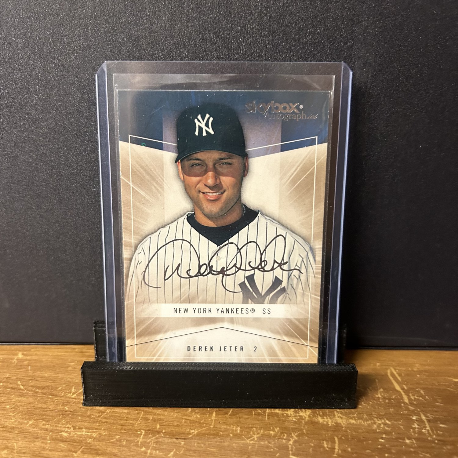 2005 Skybox Autographics Derek Jeter #38