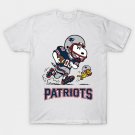 Snoopy New England Football Retro Fan T-Shirt Snoopy New England Football Retro Fan T-Shirt