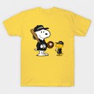 Pittsburgh Pirates - Snoopy & Woodstock Baseball Style M043 T-Shirt Pittsburgh Pirates - Snoopy & Woodstock Baseball Style M043 T-Shirt