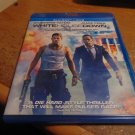 used 2 disc set-blu-ray/dvd combo-white house down-2013-sony-channing tatum-jamie foxx-thriller used 2 disc set-blu-ray/dvd combo-white house down-2013-sony-channing tatum-jamie foxx-thriller
