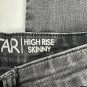 Vanilla Star High Rise Skinny Jeans Womenâs Size 1 Gray Floral Embroidery Denim