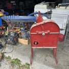Hand Corn Sheller One Hole Walnut IHC McCormick