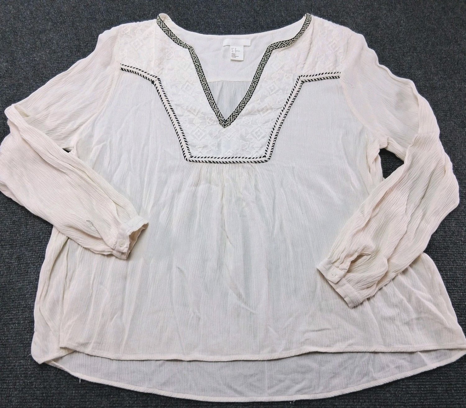 H&M Embroidered Boho Peasant Blouse White V-Neck Tunic Size 12 Clean Girl