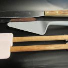 Vintage & Modern Cake Baking Tool Lot - Dexter, KitchenAid, Wilton - 5 Pcs Vintage & Modern Cake Baking Tool Lot - Dexter, KitchenAid, Wilton - 5 Pcs