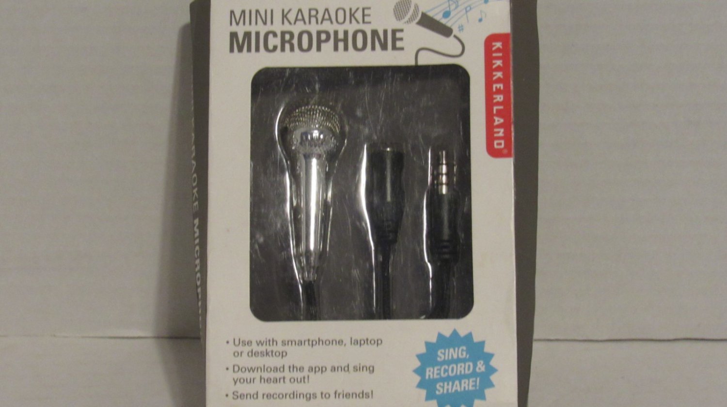 Karaoke Microphone Mini For Smartphone NIB Kikkerland Brand Boxing Is Rough
