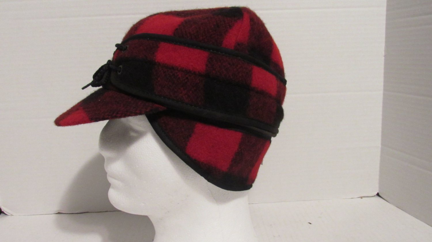 Buffalo Check Crown Cap Wool with Faux Fur Ear Band Size 6 1/2 Railroad Cap
