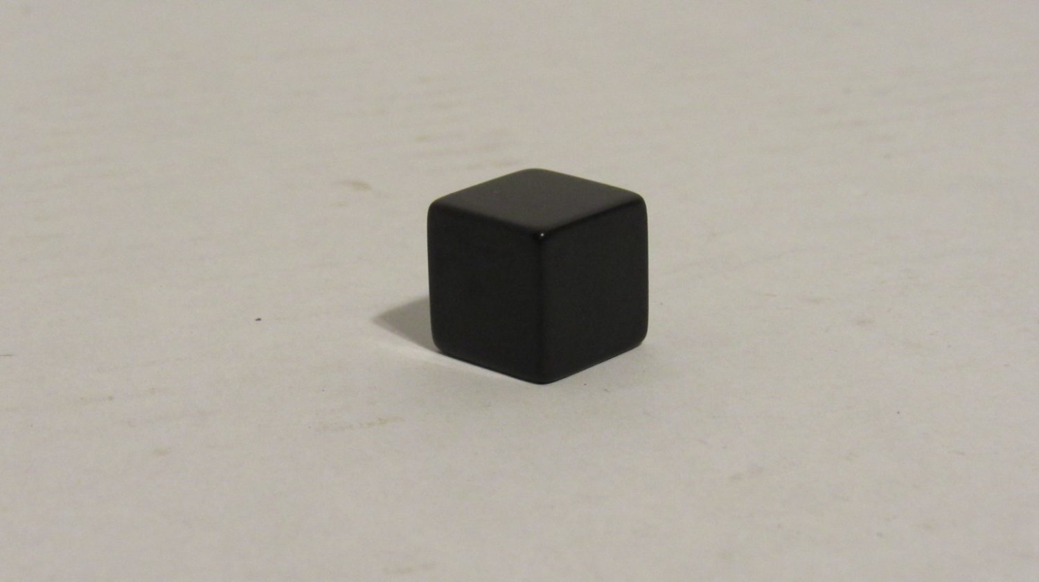 Vintage Black Die Cube Without Any Dots, Or Writing, Plain Black Cube Die Piece