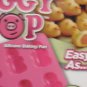 Piggy Pop Silicone Baking Pan Shaped Like LIttle Pigs NIB