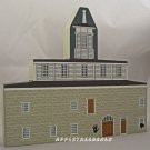 CAT'S MEOW VILLAGE SHAKER SERIES ROUND BARN 1995 NEW