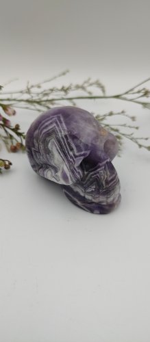 Chevron Amethyst Skull