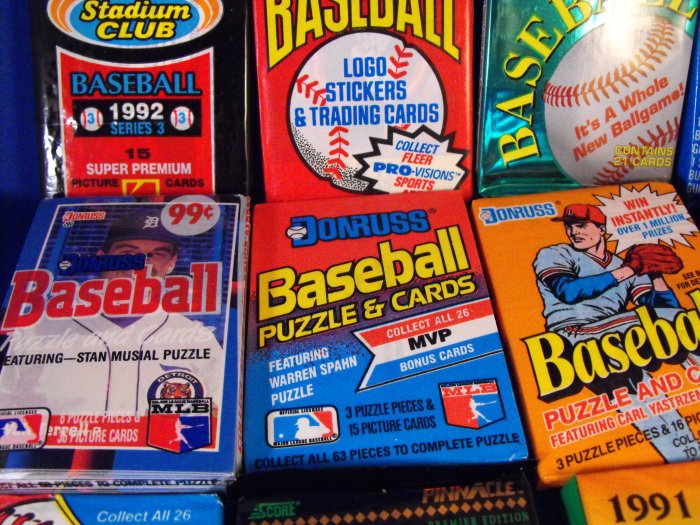 13 Unopened MLB Baseball Packs
