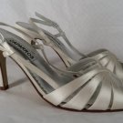 Caparros Alec White Dyeable Silk Evening / Bridal Sandals Size 7 NEW $69