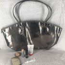 NEW Elizabeth Arden Python Goes Metallic 7 Piece Set - Makeup, Bag, Skincare NEW Elizabeth Arden Python Goes Metallic 7 Piece Set - Makeup, Bag, Skincare