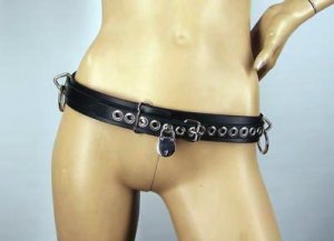 Locking Bondage Belt - Medium
