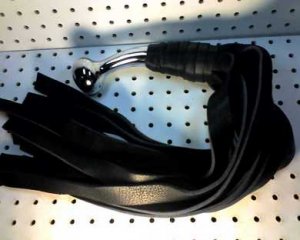 Heavy Black Leather Flogger