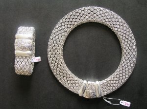 necklace and bracelet set /silver plated /NWT
