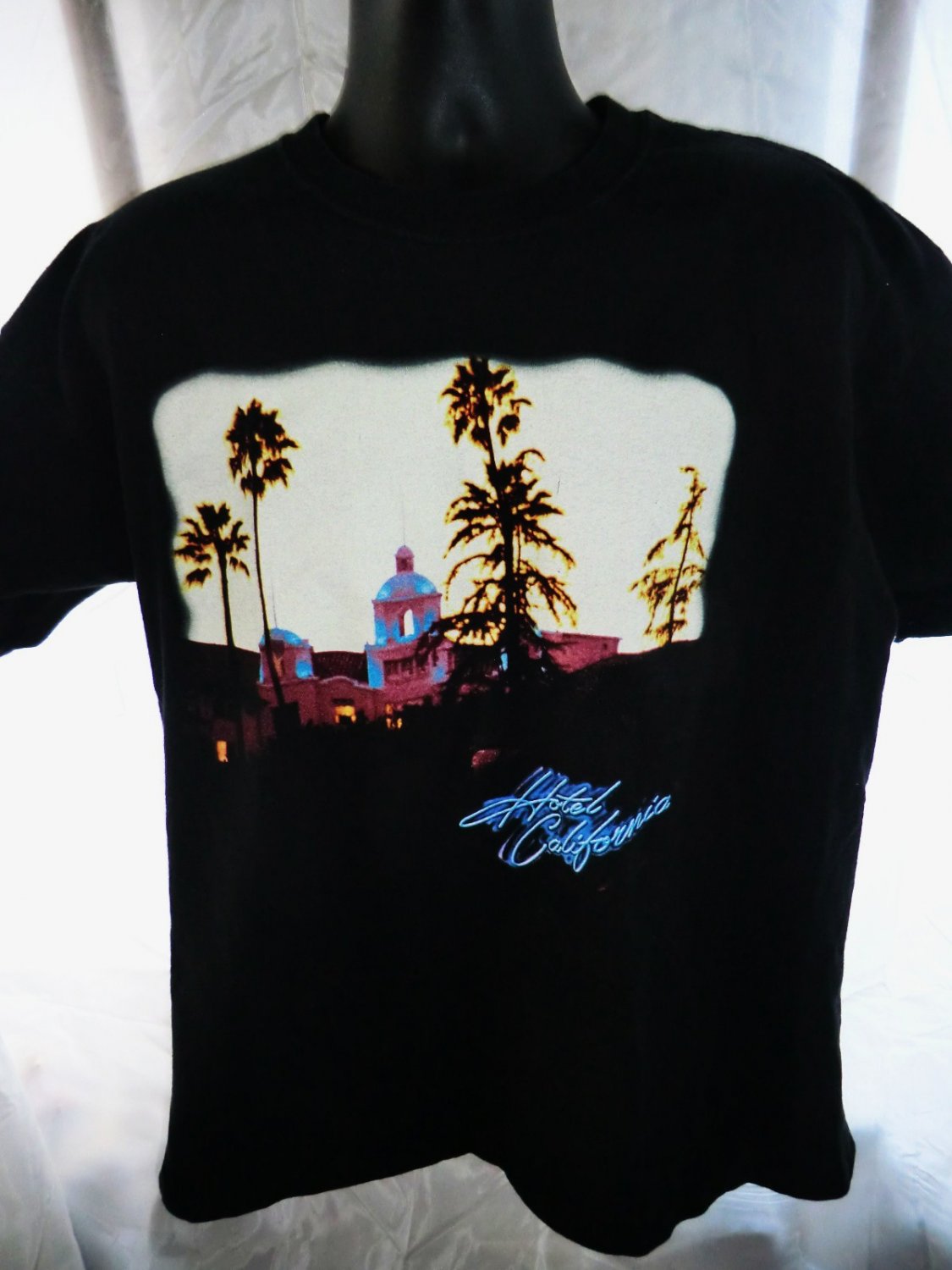 Eagles Tour 2002 Hotel California T-Shirt Size XL