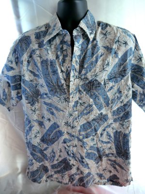 Reverse Hawaiian Pull-Over Shirt Size Large  Go Barefoot Blue White Palm Trees