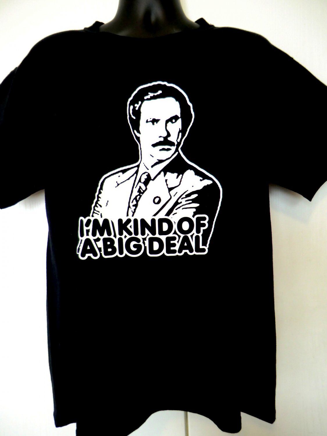 i-m-kind-of-a-big-deal-t-shirt-size-large-anchorman-ron-burgundy