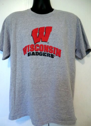 Wisconsin Badgers T-Shirt Size Large University of WI