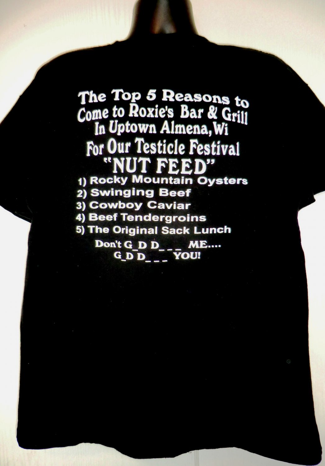 Testicle Festival TShirt Size XL Roxie’s Almena Wisconsin Bar