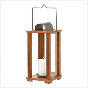 CLASSIC WOOD CANDLE LANTERN