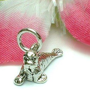 925 STERLING SILVER WALRUS CHARM / PENDANT