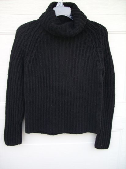 Izaac Mizrahi Black Sweater SIZE SMALL